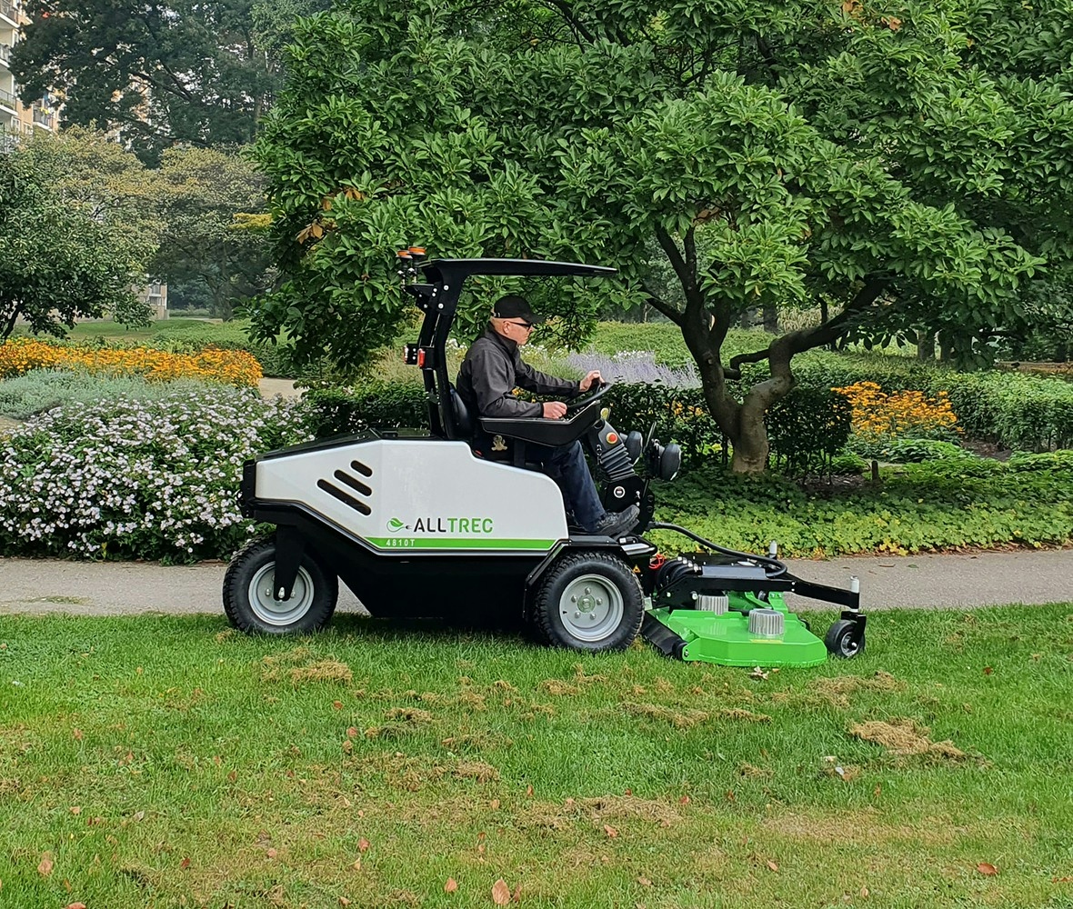Electric out front mower in action New Zealand