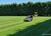 Check out the beautiful lawn stripe achieved with the peco pro 2B+ catcher system.